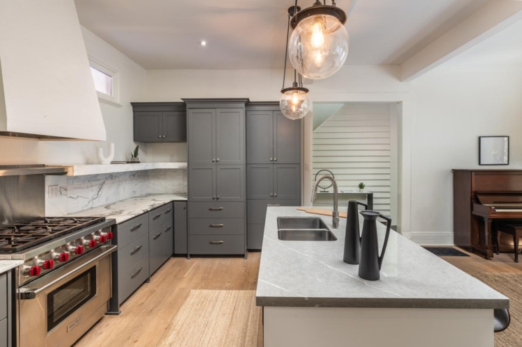 93 Balsam Ave WEB-17