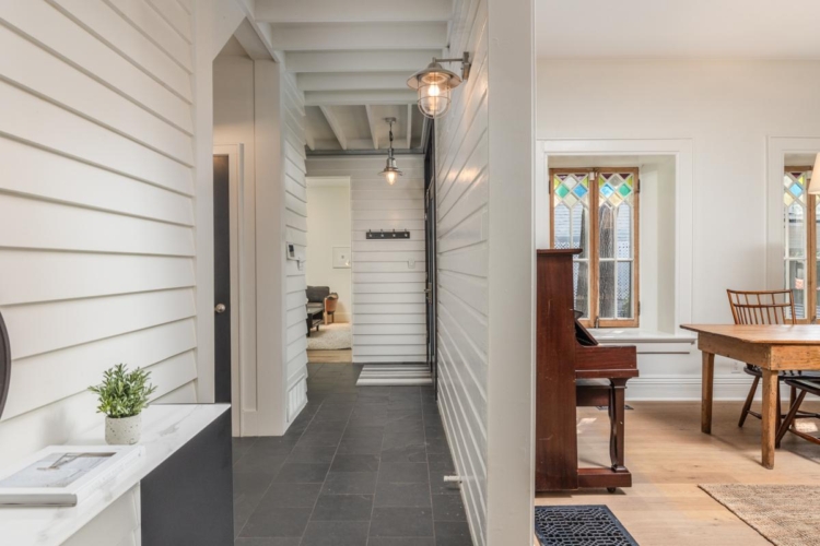 93 Balsam Ave WEB-25